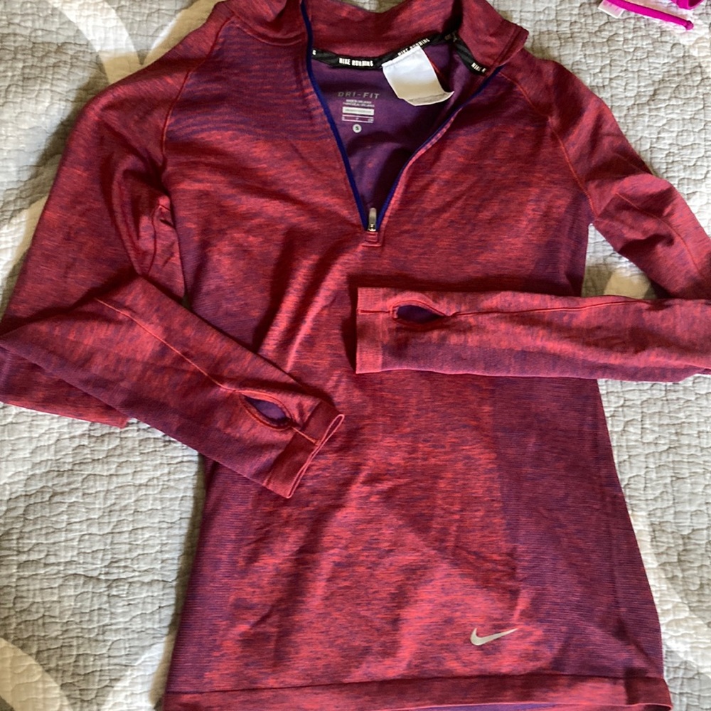 NWOT Nike Running Long Sleeve